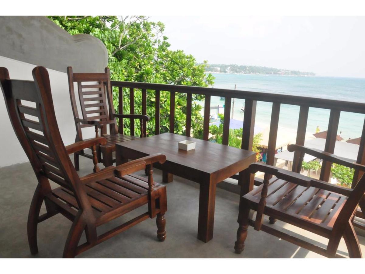 Wave Beach Resort أونا واتونا المظهر الخارجي الصورة